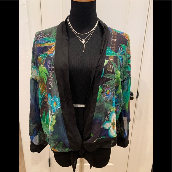 Chicos tropical wrap parrot print Size Chicos 1 - Picture 1 of 5